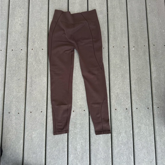 H&M workout pants size medium - Picture 5 of 5